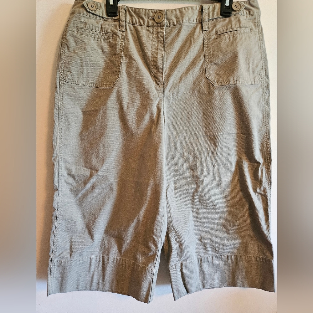 Talbots size 16 light sage culottes
